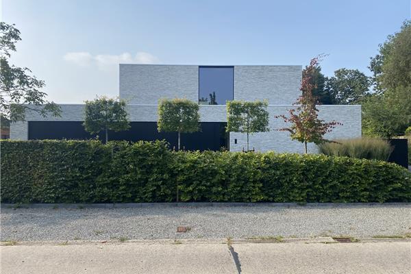 Moderne woning met loods - Bouwbedrijf DEVOBOUW (Tereik, Wuustwezel)